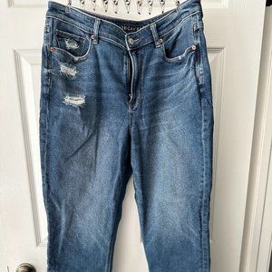 AE distressed Mom Jeans - size 14